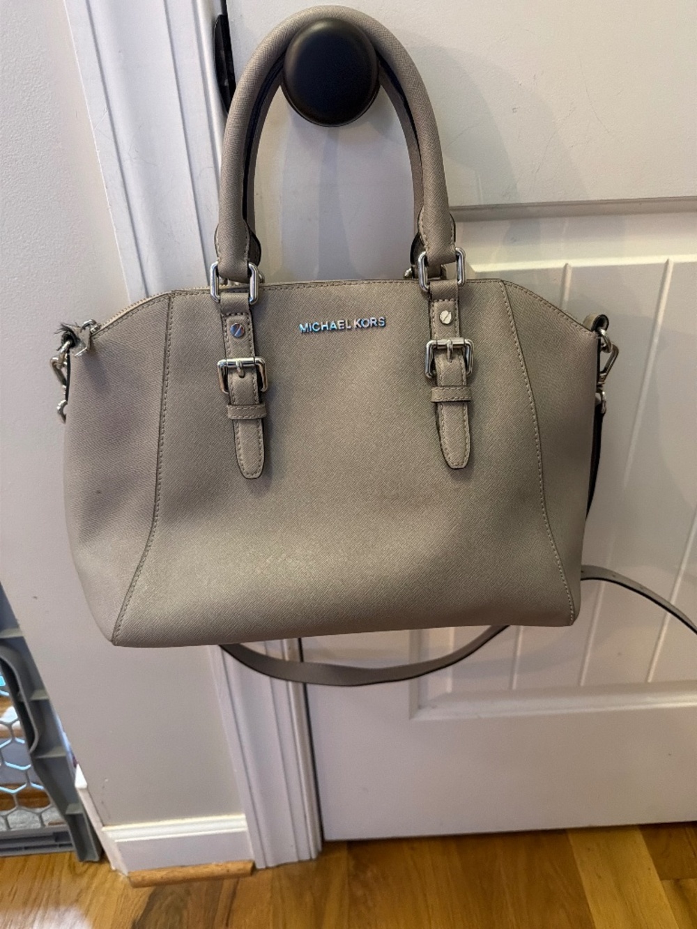 Michael Kors purse